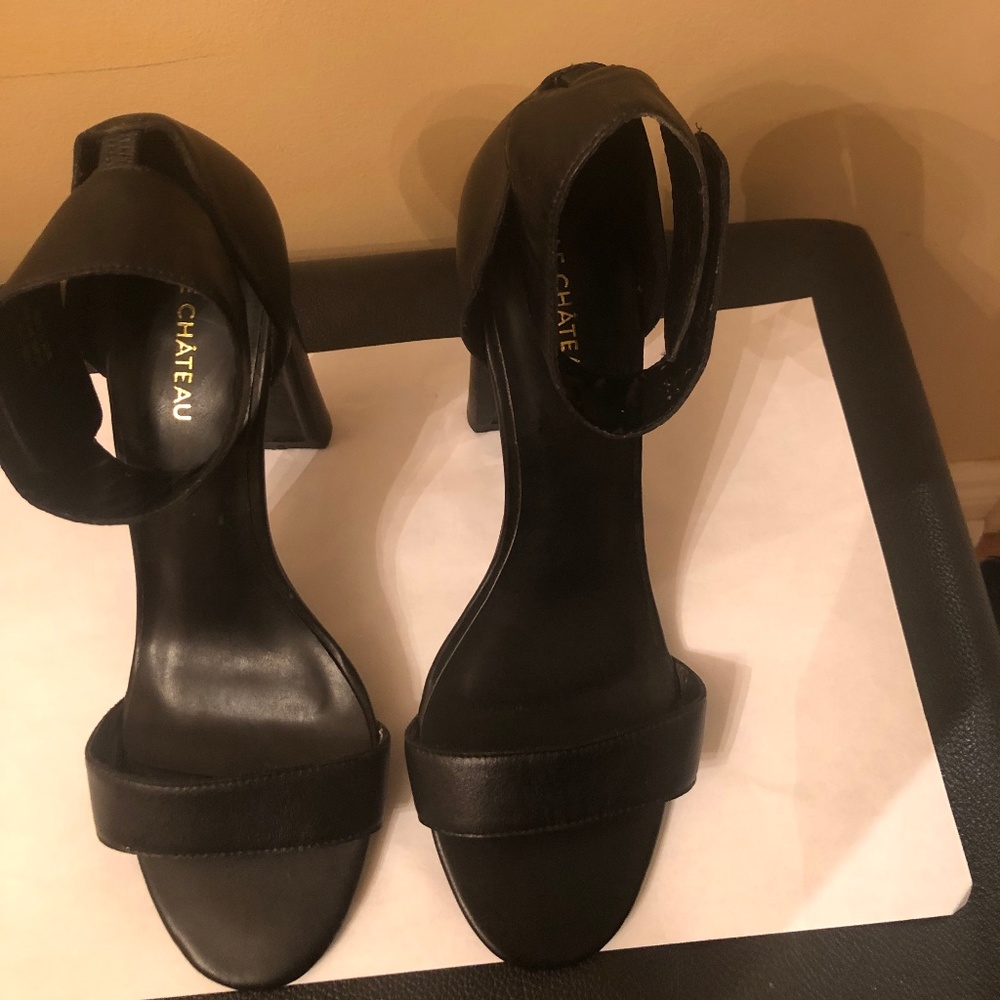 Le Chateau Heels Size 7.5